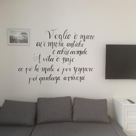 Duomo Apartament'S Наполи Екстериор снимка