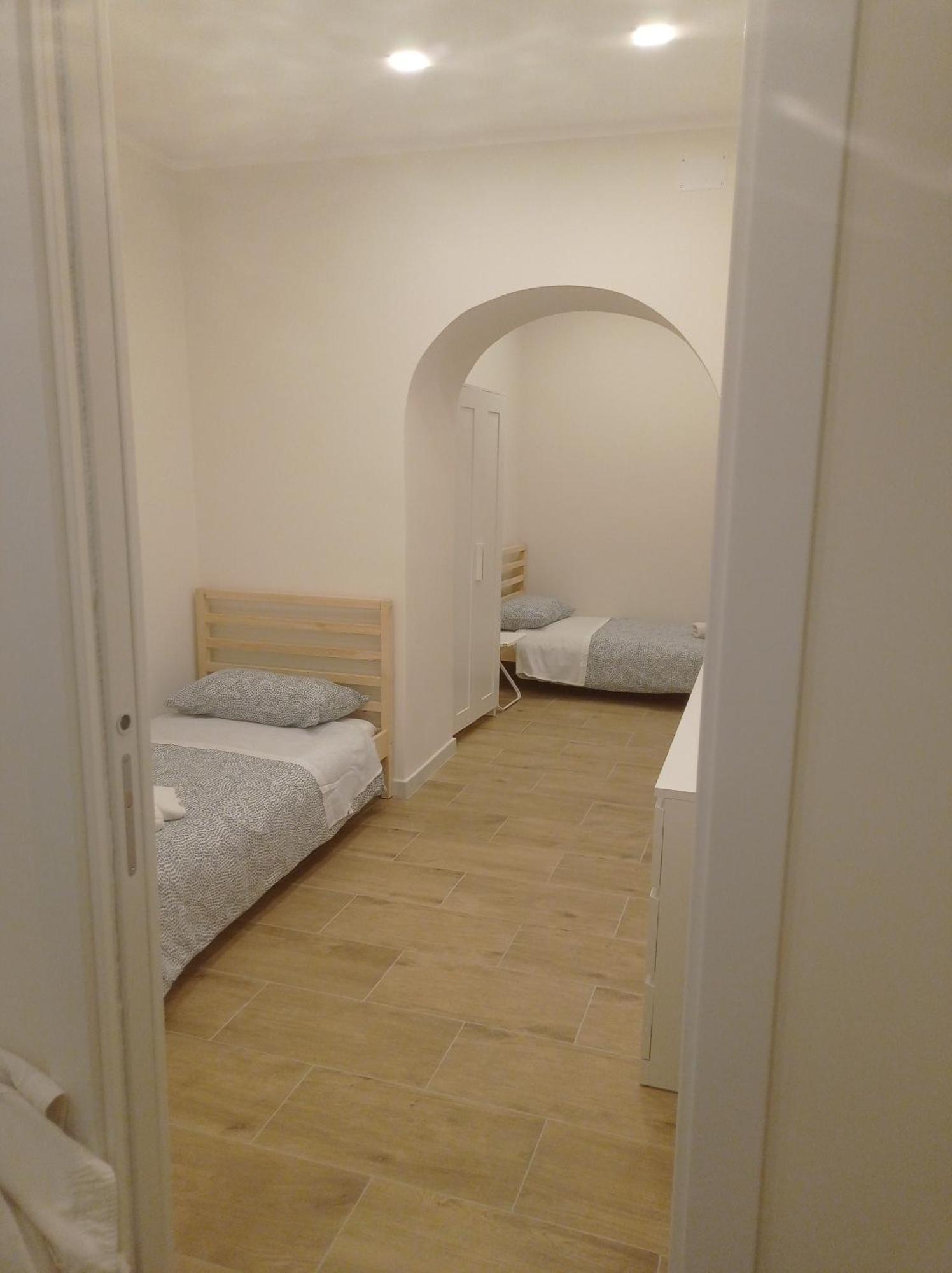 Duomo Apartament'S Наполи Екстериор снимка