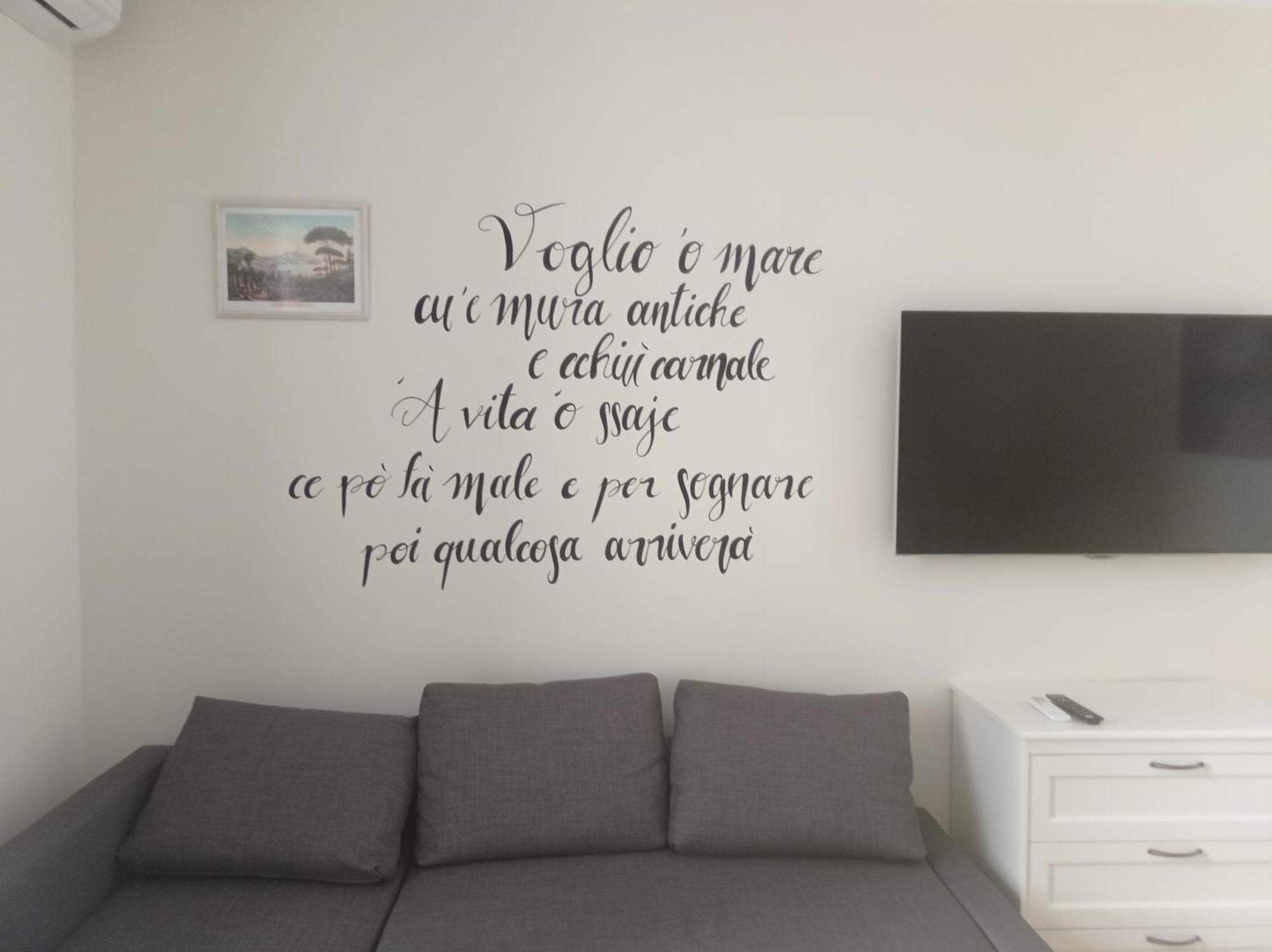 Duomo Apartament'S Наполи Екстериор снимка