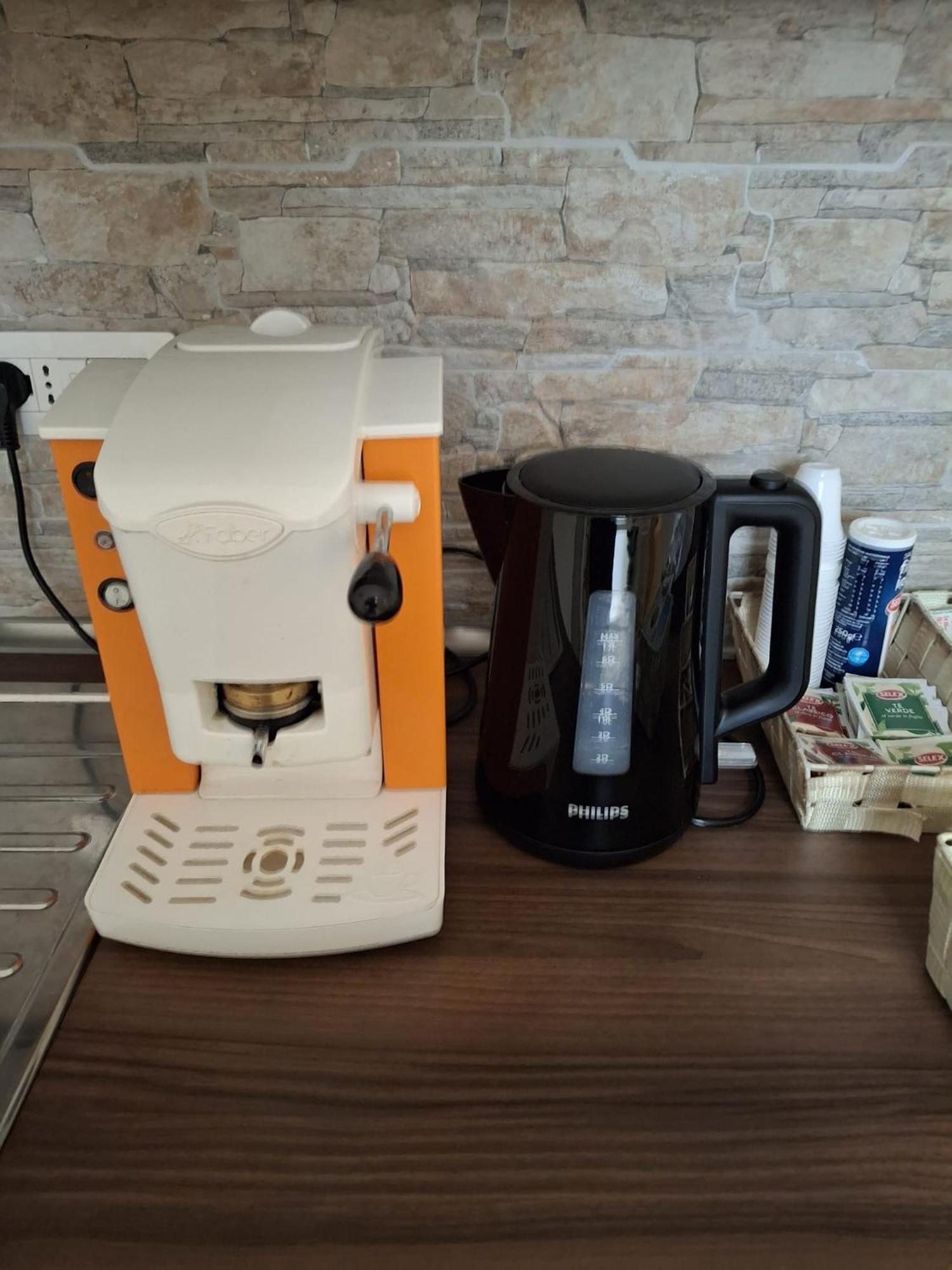 Duomo Apartament'S Наполи Стая снимка
